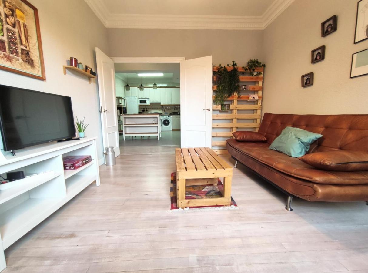 Apartamento Mavi บิลเบา ภายนอก รูปภาพ